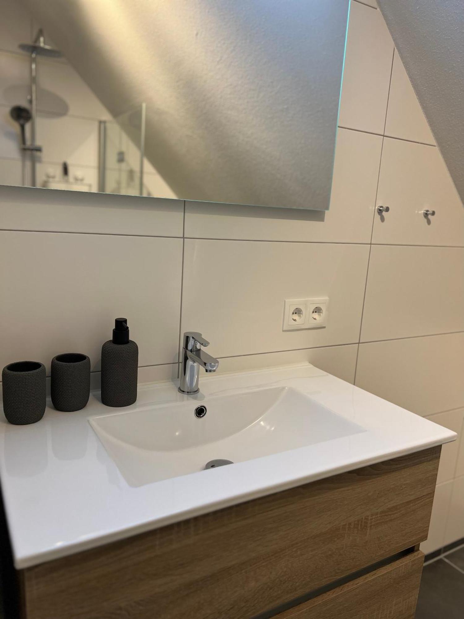 Villa Aryve In See-, Strand- Und Golfplatznaehe Inklusive Netflix, Bad En Suite Und Wohlfuehlgarantie Dirkshorn Exteriör bild